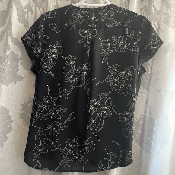 Denver Hayes Blouse - Picture 2 of 4